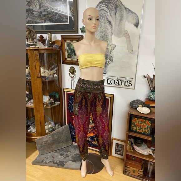 Tribal Pattern Fuchsia Genie Pants - Picture 3 of 11